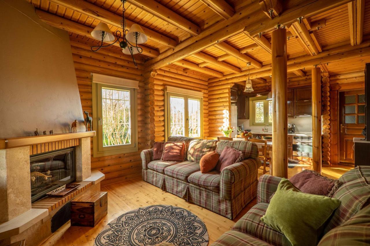 Wooden Villa, Big Garden, Mountain View Leilighet *